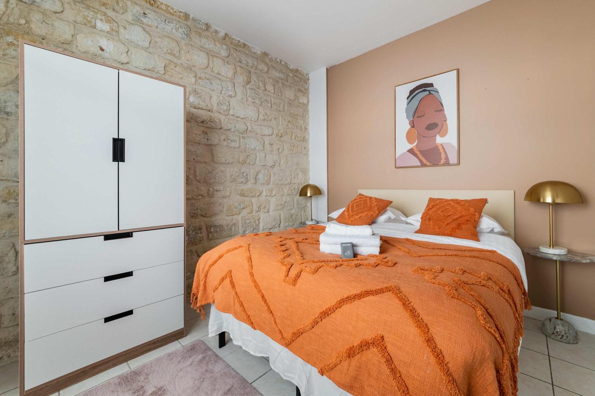 Familial Proche Des Commerces - 8p - Flat-guest * Parijs